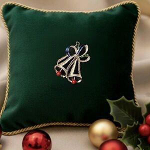 Vintage Gerry’s double bell Christmas brooch